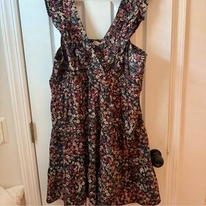 Abercrombie & Fitch Sleeveless V-Neck Floral Sundress